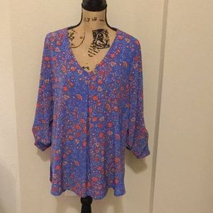 V-neck, pleat front pullover blouse